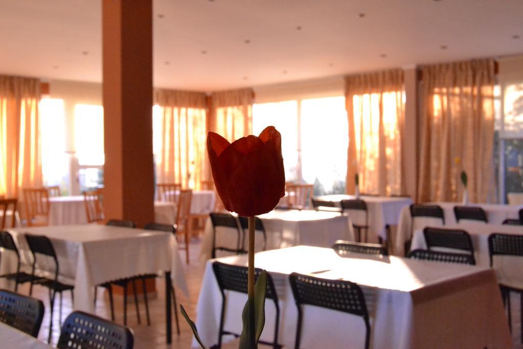 Glyfa Beach Hotel Бартоломіон Екстер'єр фото
